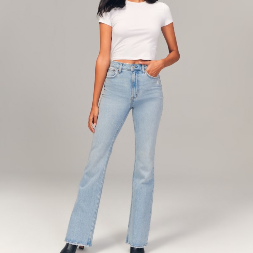 ABERCROMBIE & FITCH The 70s Vintage Flare Ultra High Rise 28s